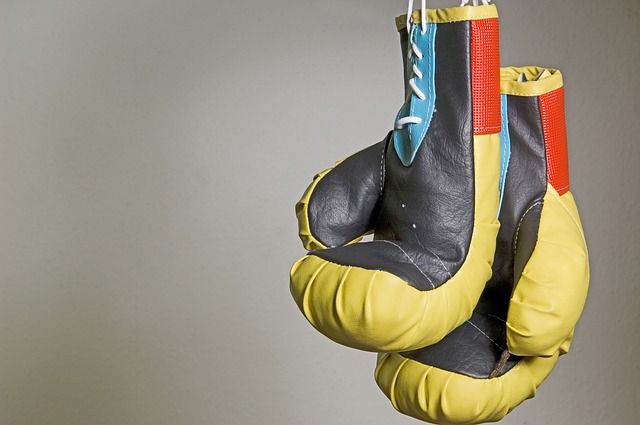 Gants de boxe jaunes