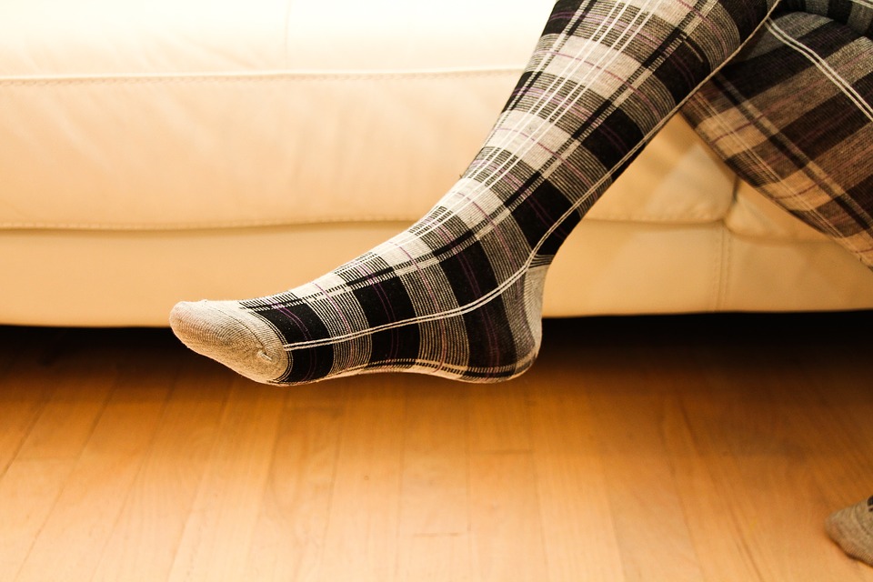 8 Principales différences entre les chaussettes normales et les chaussettes de compression